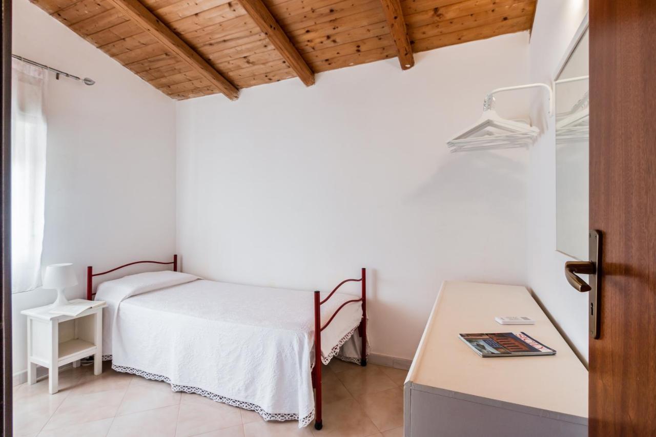 Villa Rosa Near The Sandy Beach, Parking & Wifi Noto Exterior photo